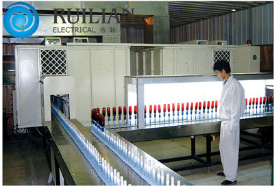 Linha de produção de pulverização 8KW do revestimento cosmético da garrafa